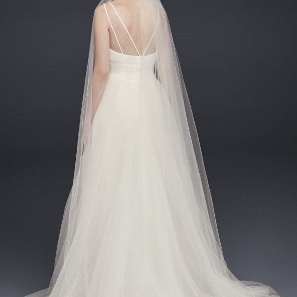 White Chapel Length Veil with Pencil Edge NWT - Picture 6 of 6